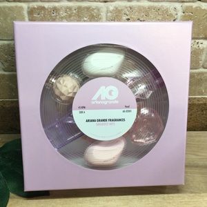 🆕 Ariana Grande Greatest Hits Mini Coffret Set